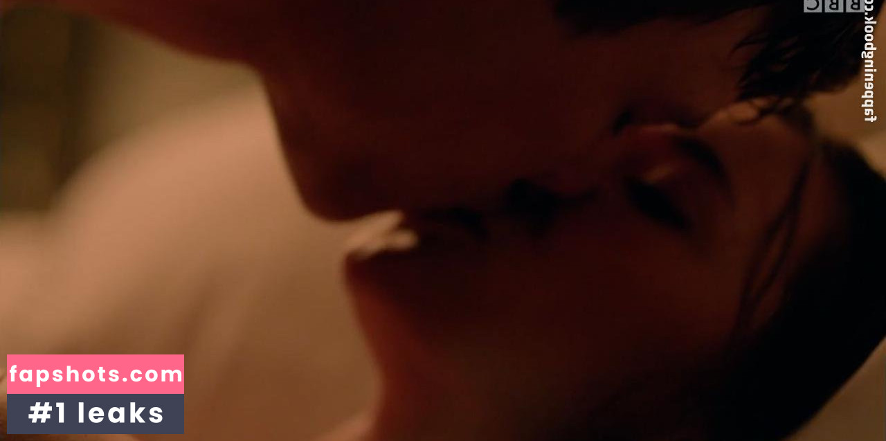 Synnove Karlsen gallery photo #37