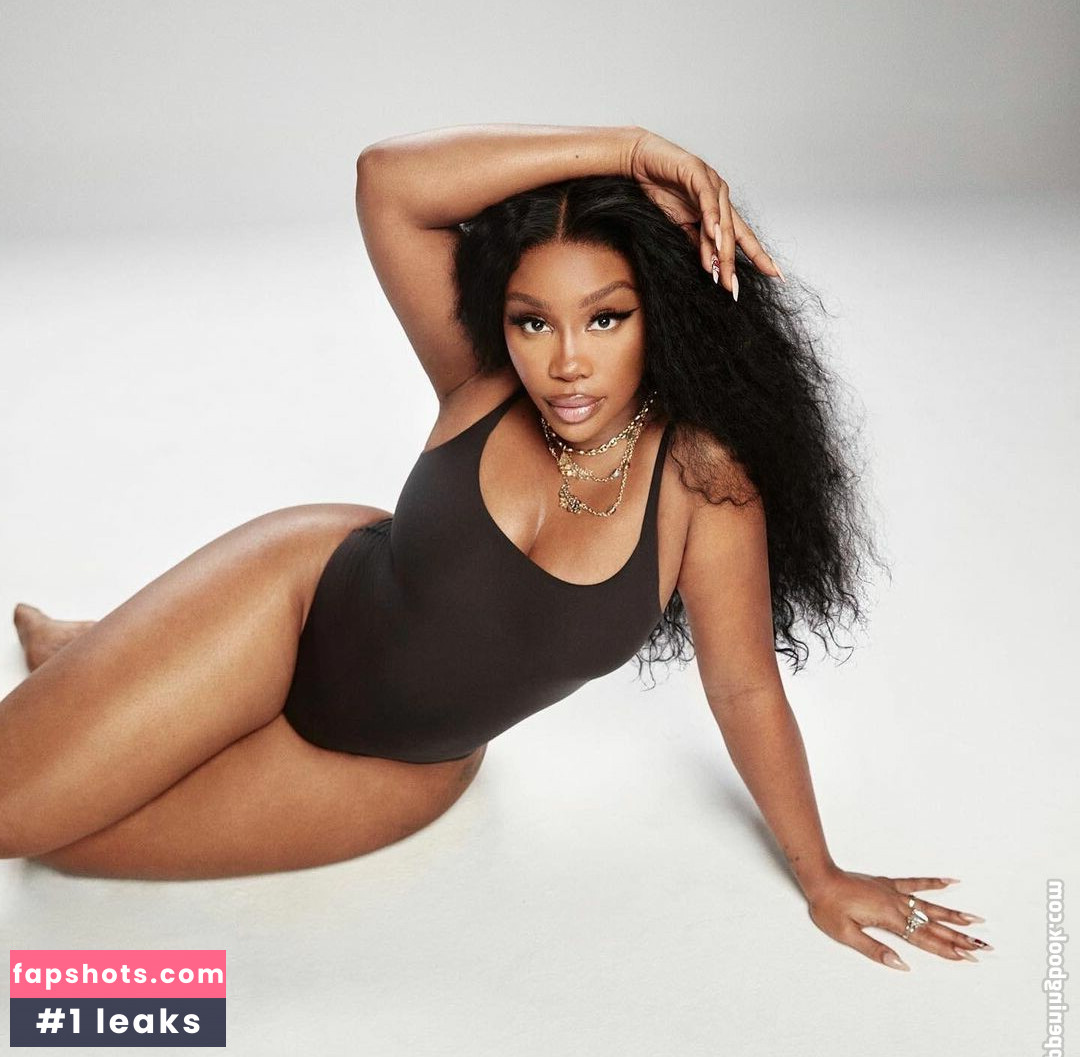 SZA gallery photo #107