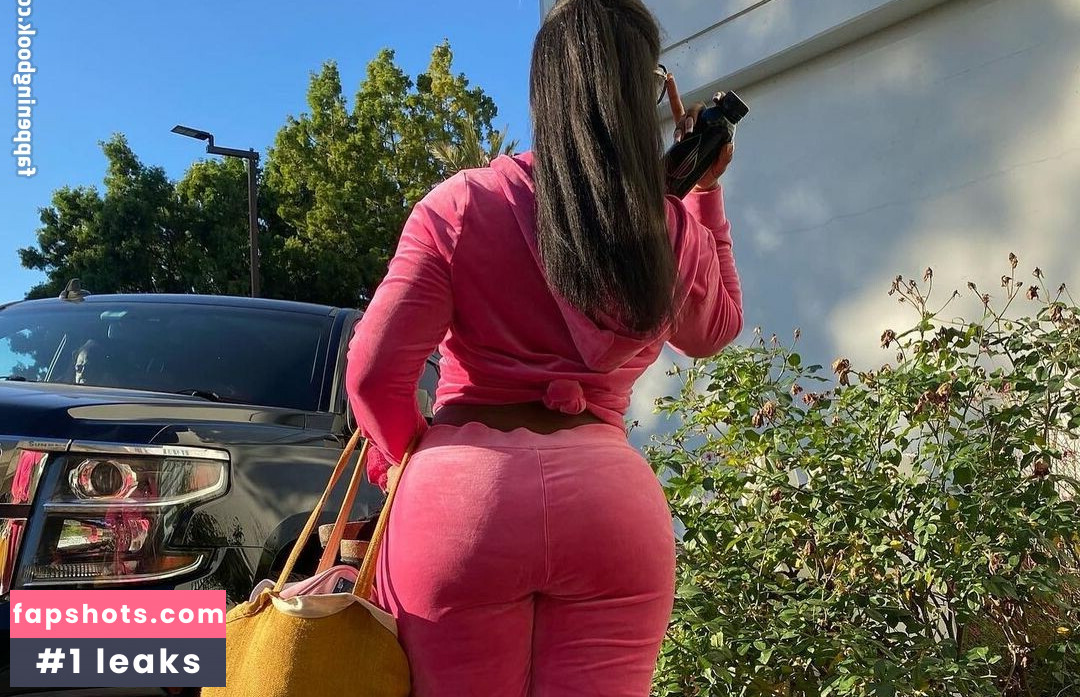 SZA gallery photo #116