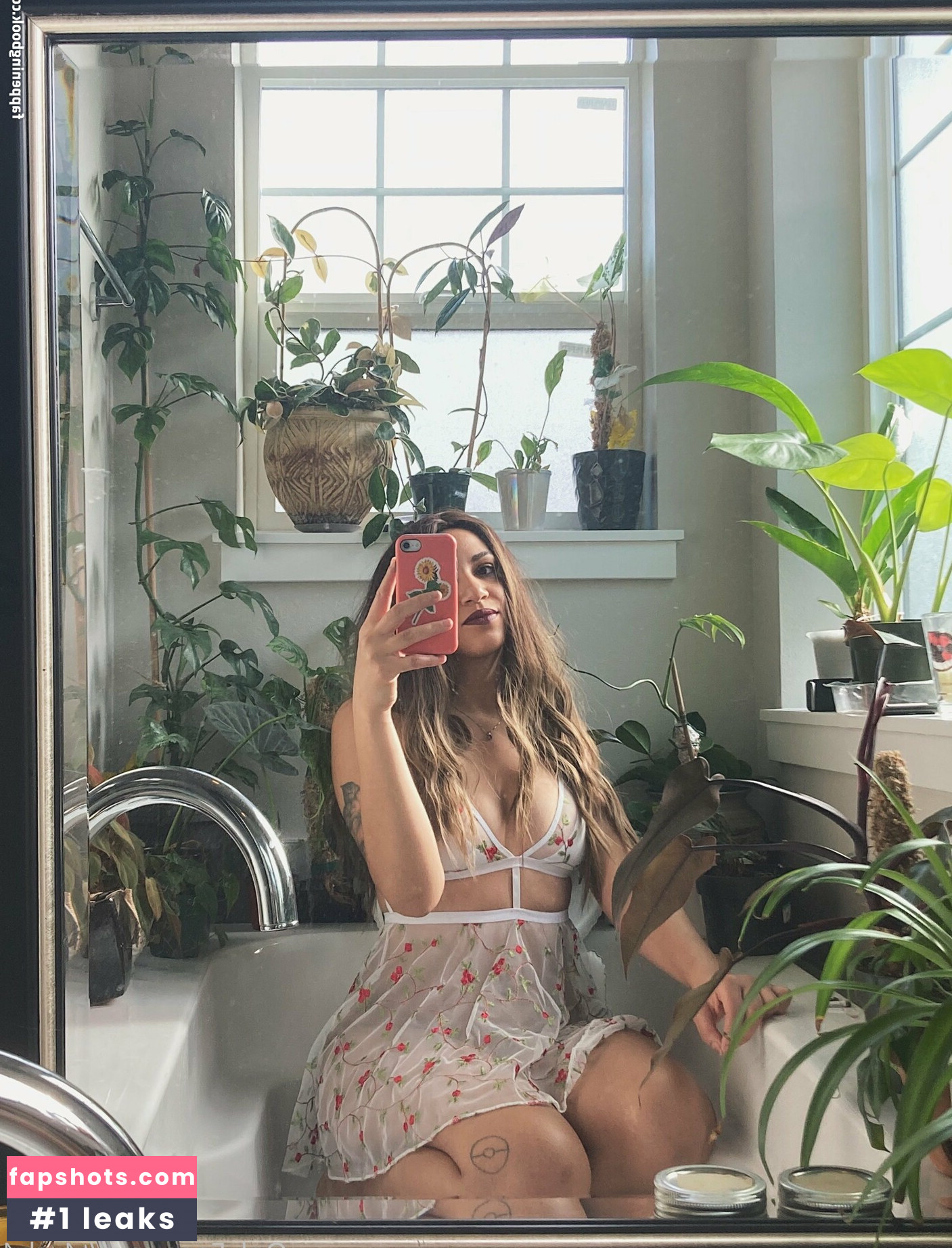 t4ych4 gallery photo #15