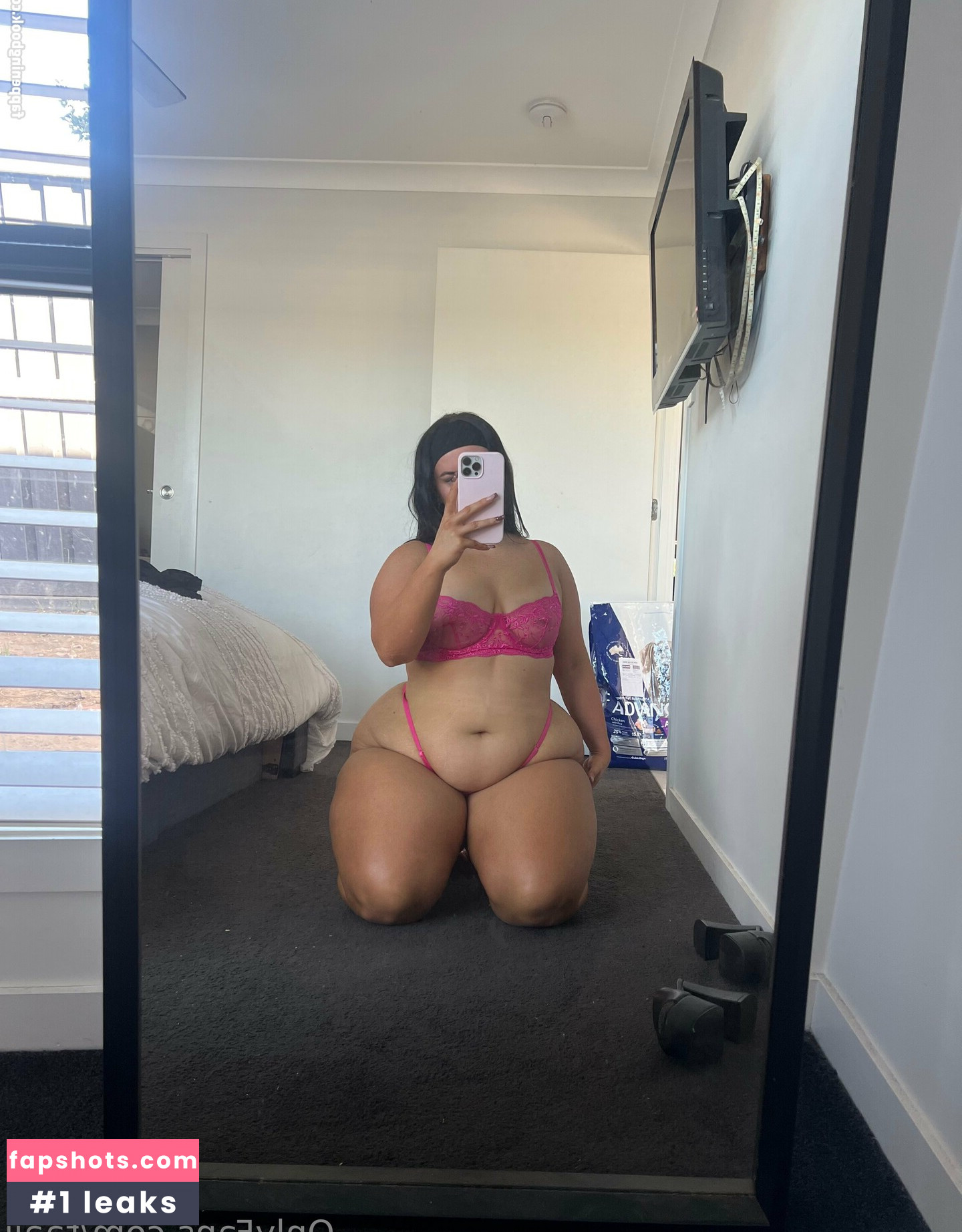 Taaij gallery photo #23