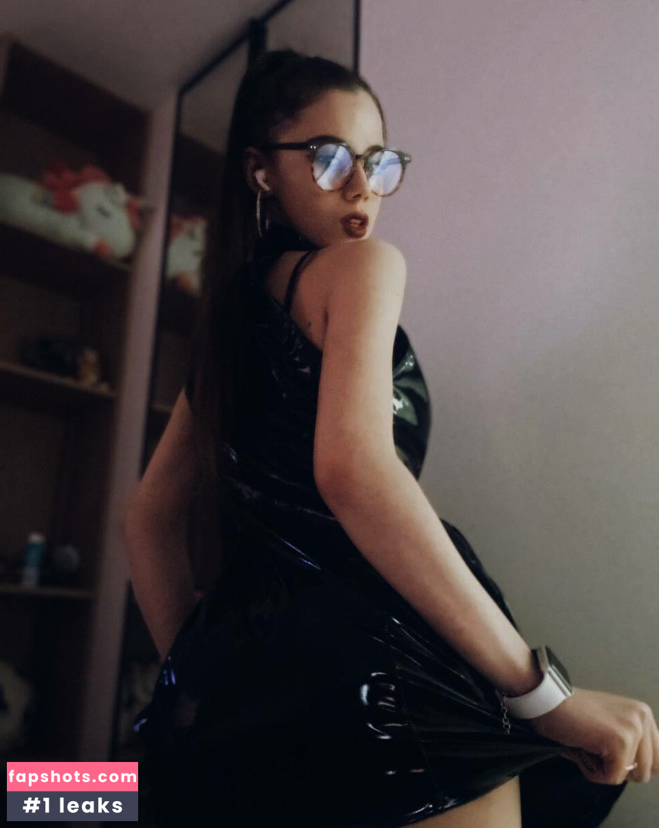 taanni gallery photo #13