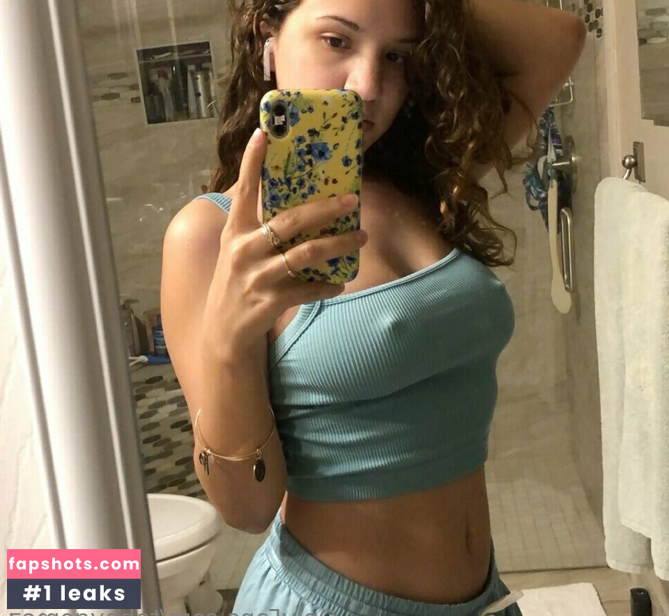 Tabby Gomez gallery photo #12