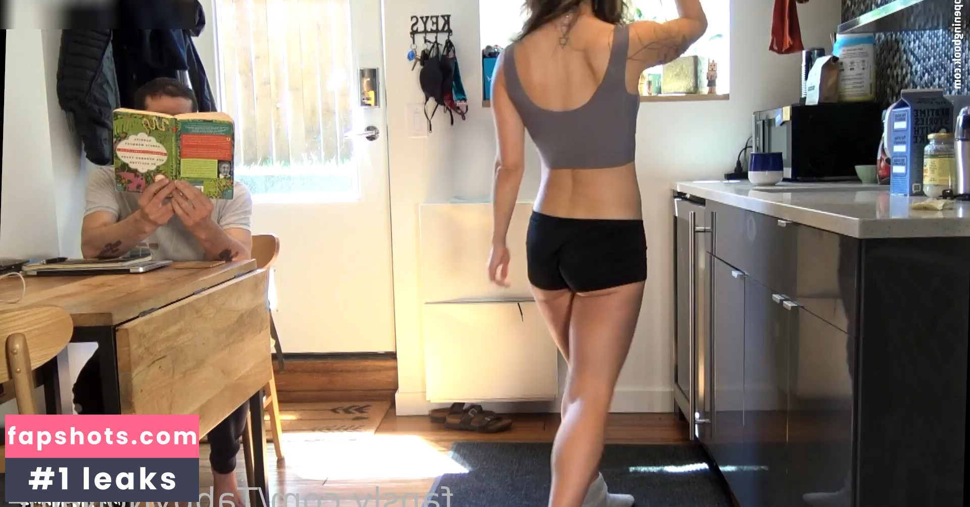 TabbyNoName gallery photo #30