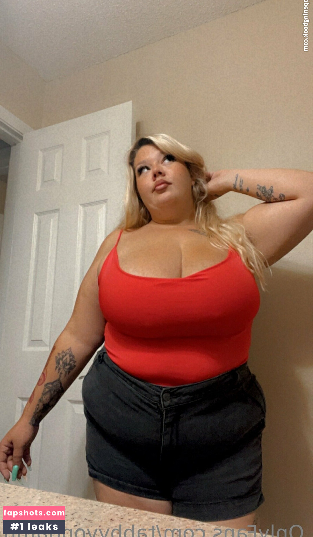 TabbyVonDAMN gallery photo #72