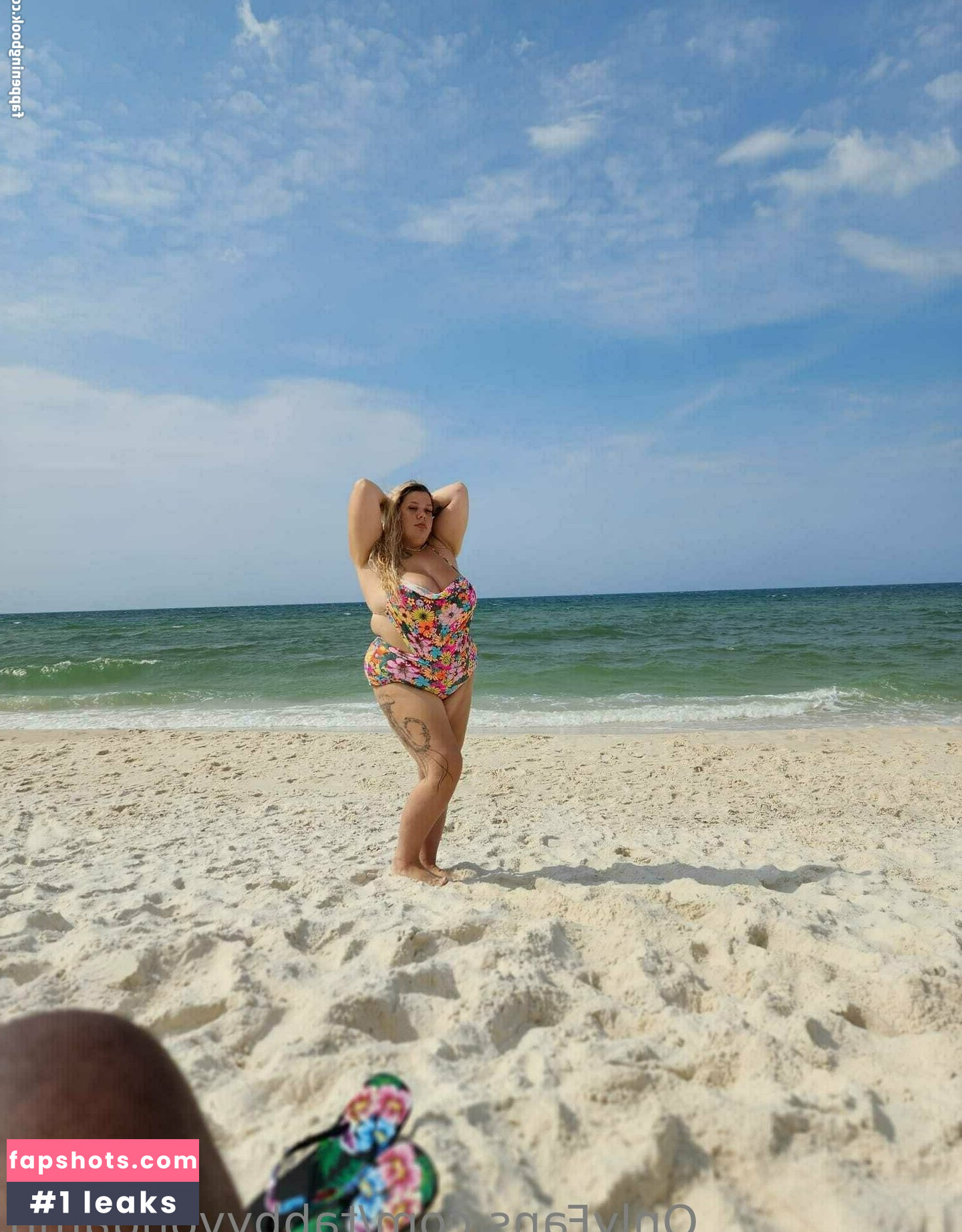 TabbyVonDAMN gallery photo #79