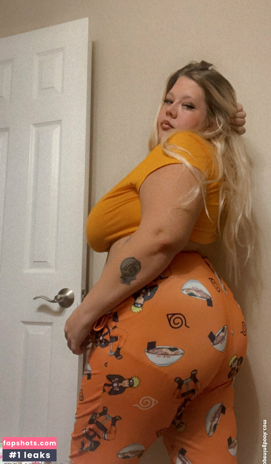 tabbyvonxxx nude babe gallery