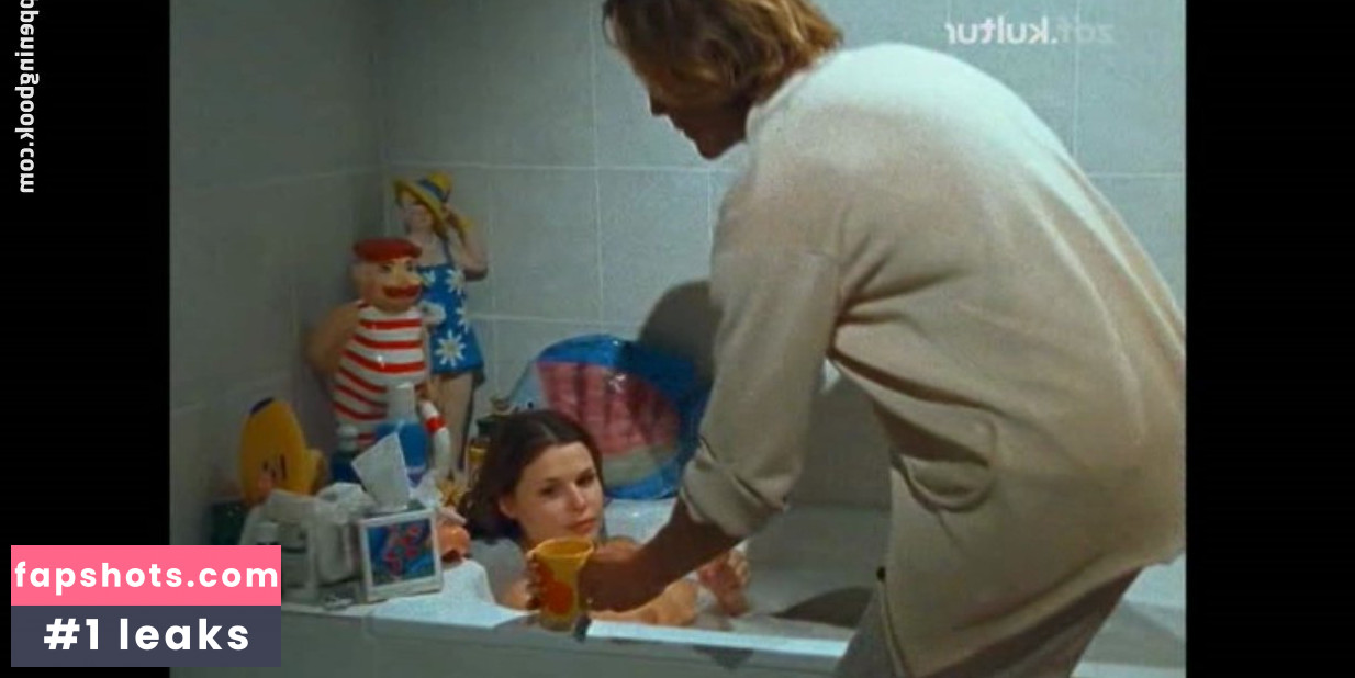 Tabea Heynig gallery photo #21