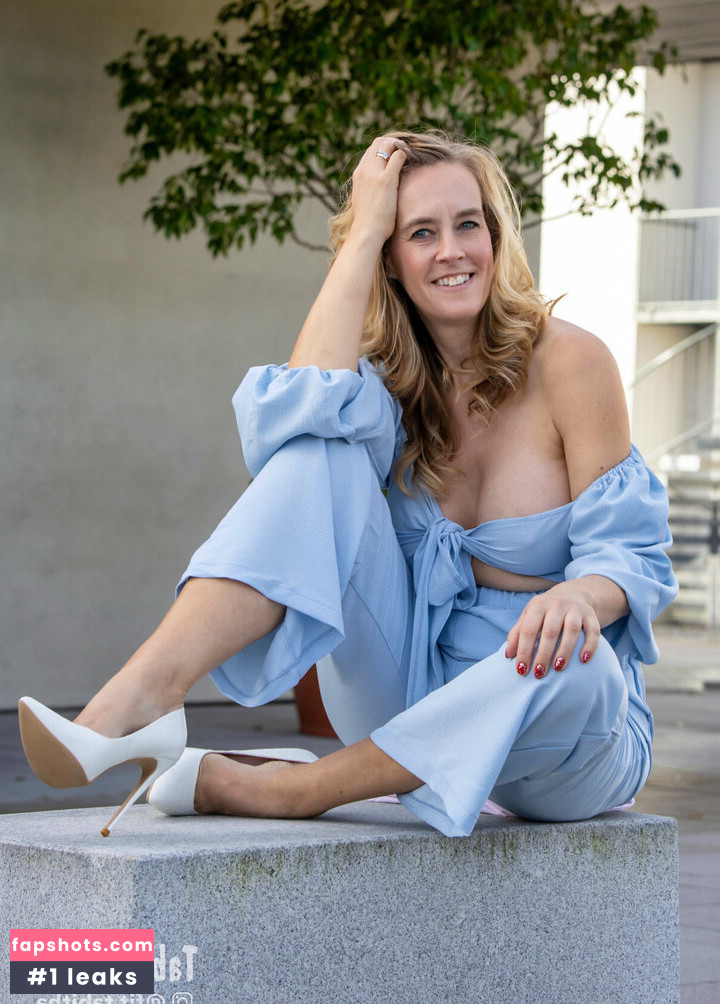 Tabi Poe gallery photo #626