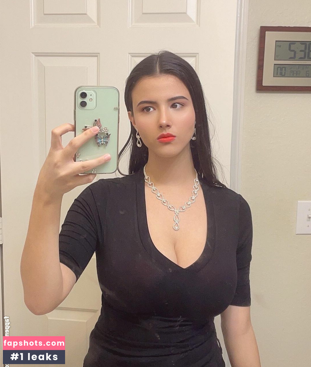 Tabitha Look Of Sky gallery photo #19