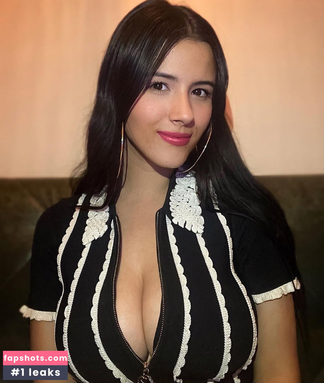 Tabitha Lookofsky gallery photo #498