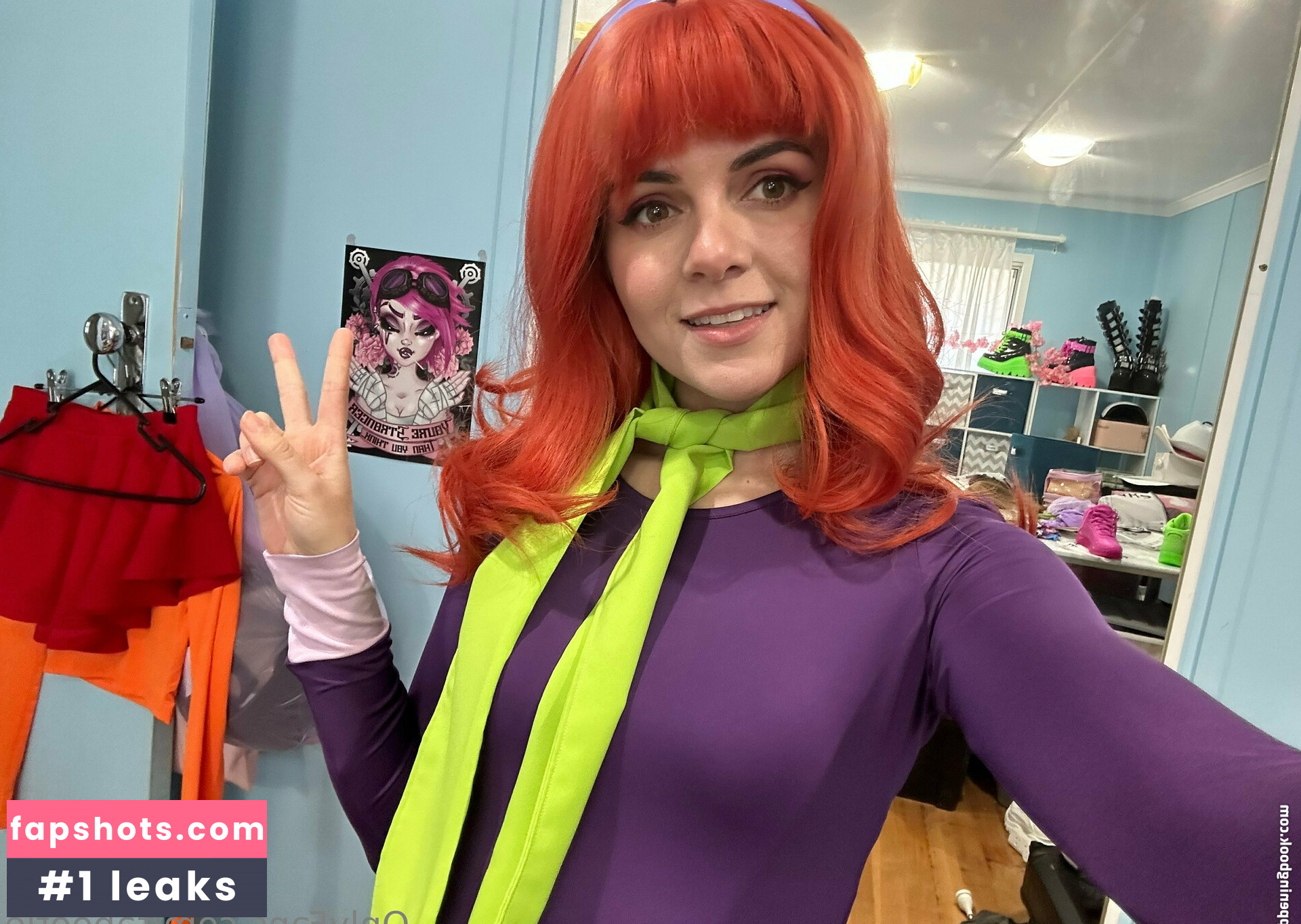 Tabootie gallery photo #41