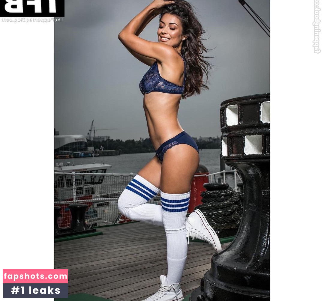 Tahnee Christin gallery photo #8