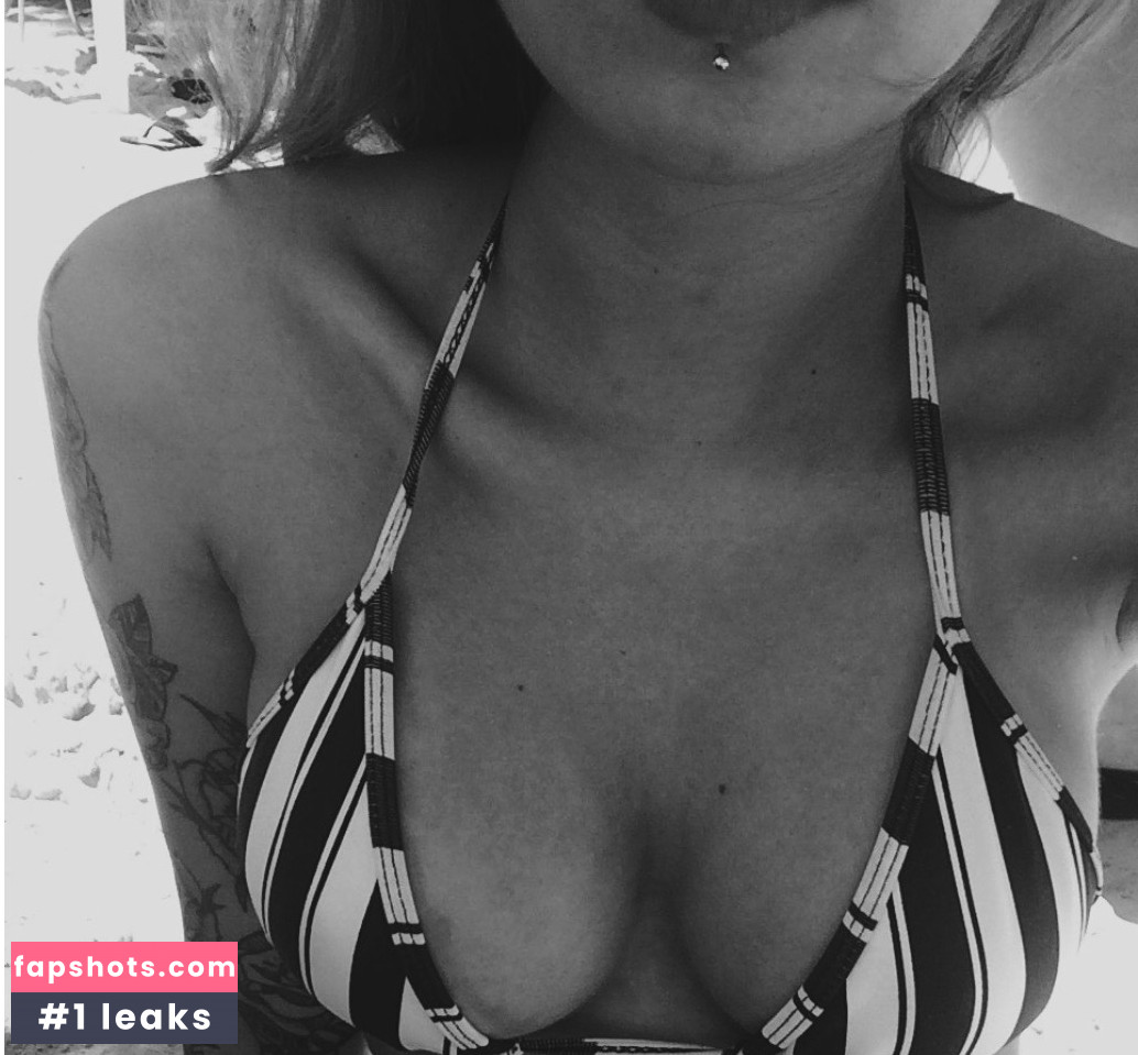 Taiga Tondorf gallery photo #35