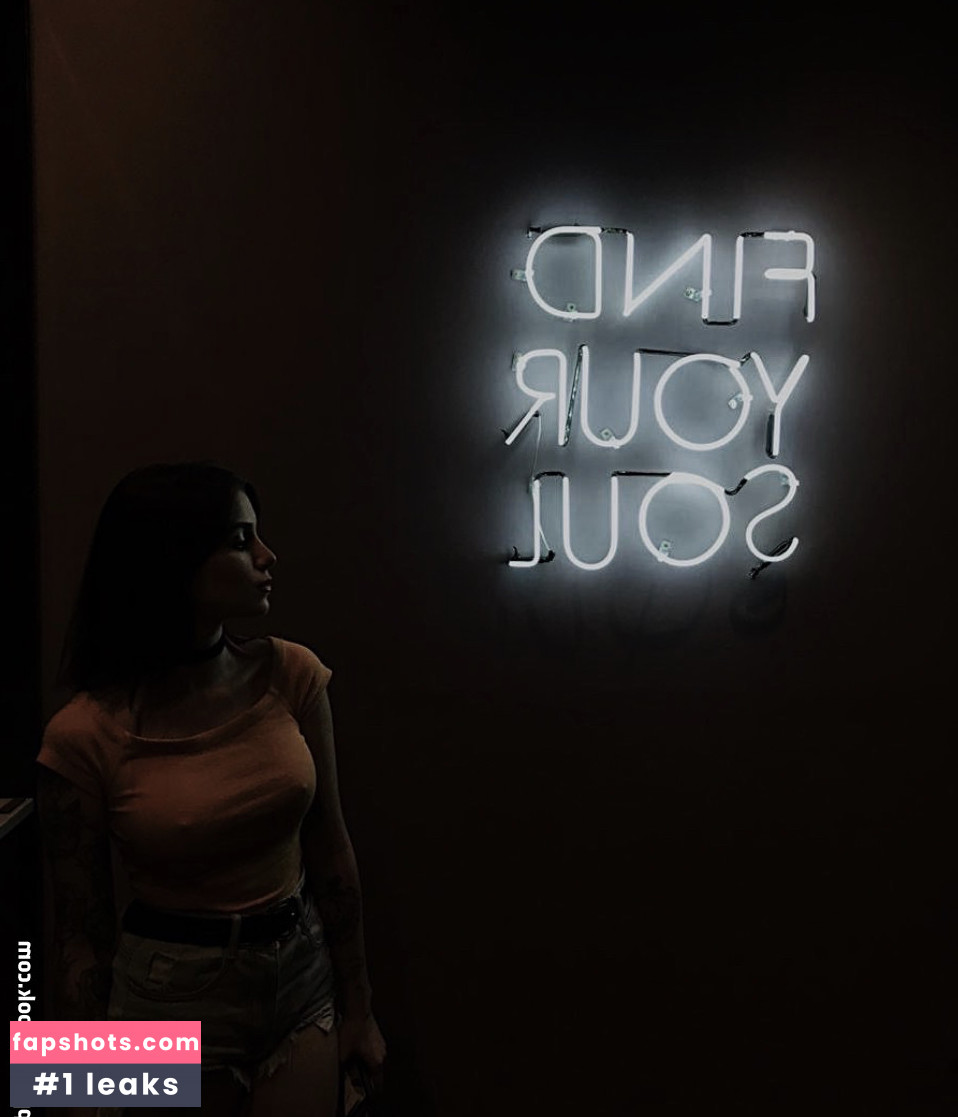 Taiga Tondorf gallery photo #37