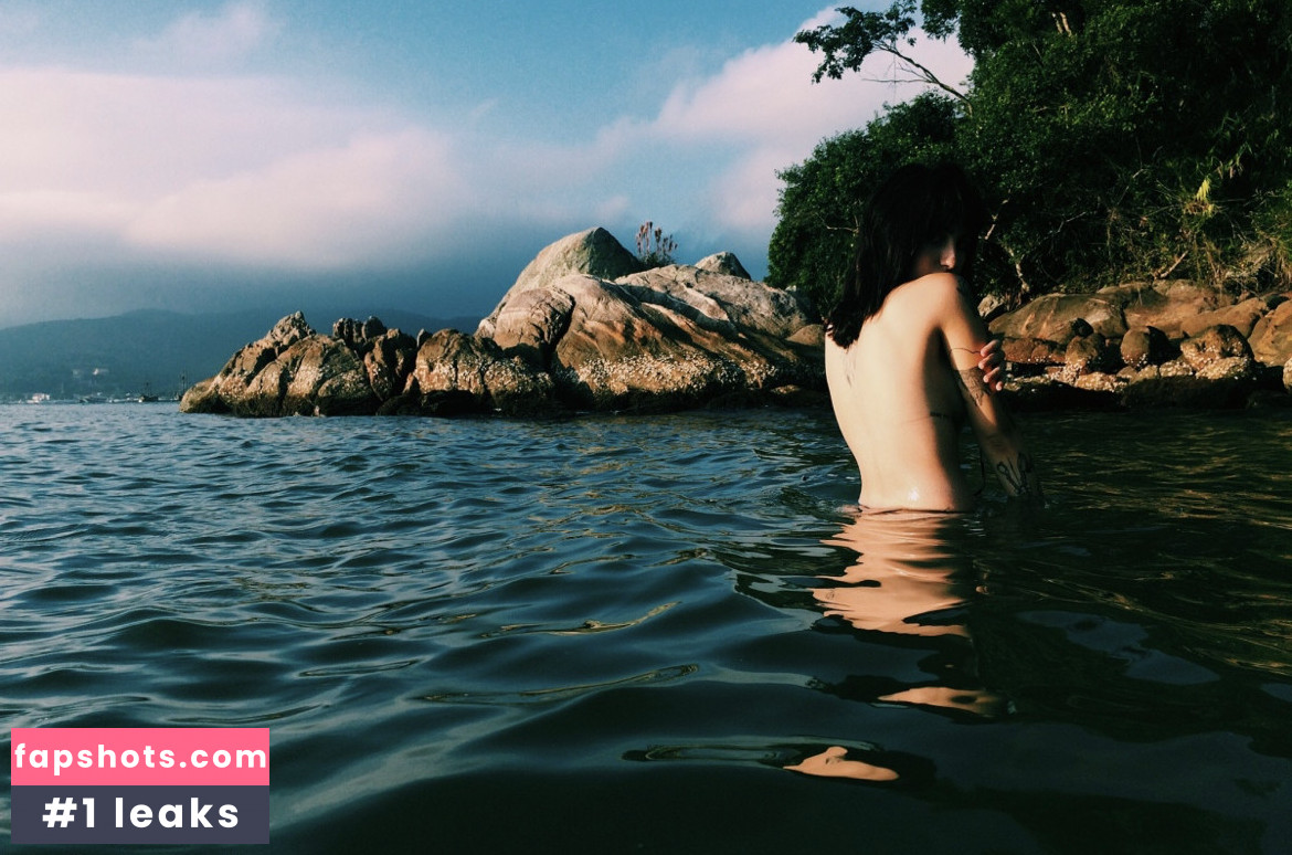 Taiga Tondorf gallery photo #8