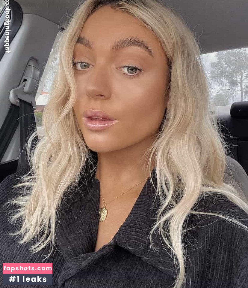 Taila Ella gallery photo #3