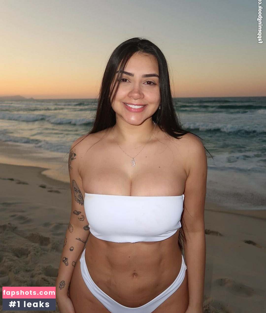 Taina Costa Nude Leaks OnlyFans Photos #4 - LeakJerk