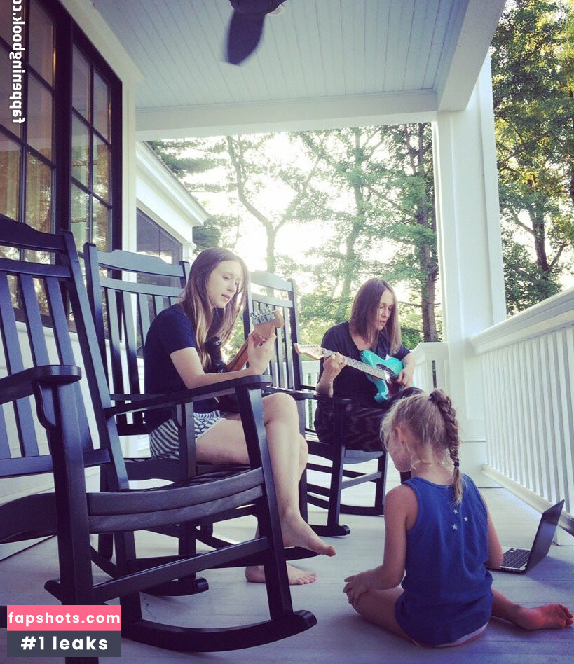 Taissa Farmiga Nahé úniky fotek pouze od fanoušků #23 - Fapshots