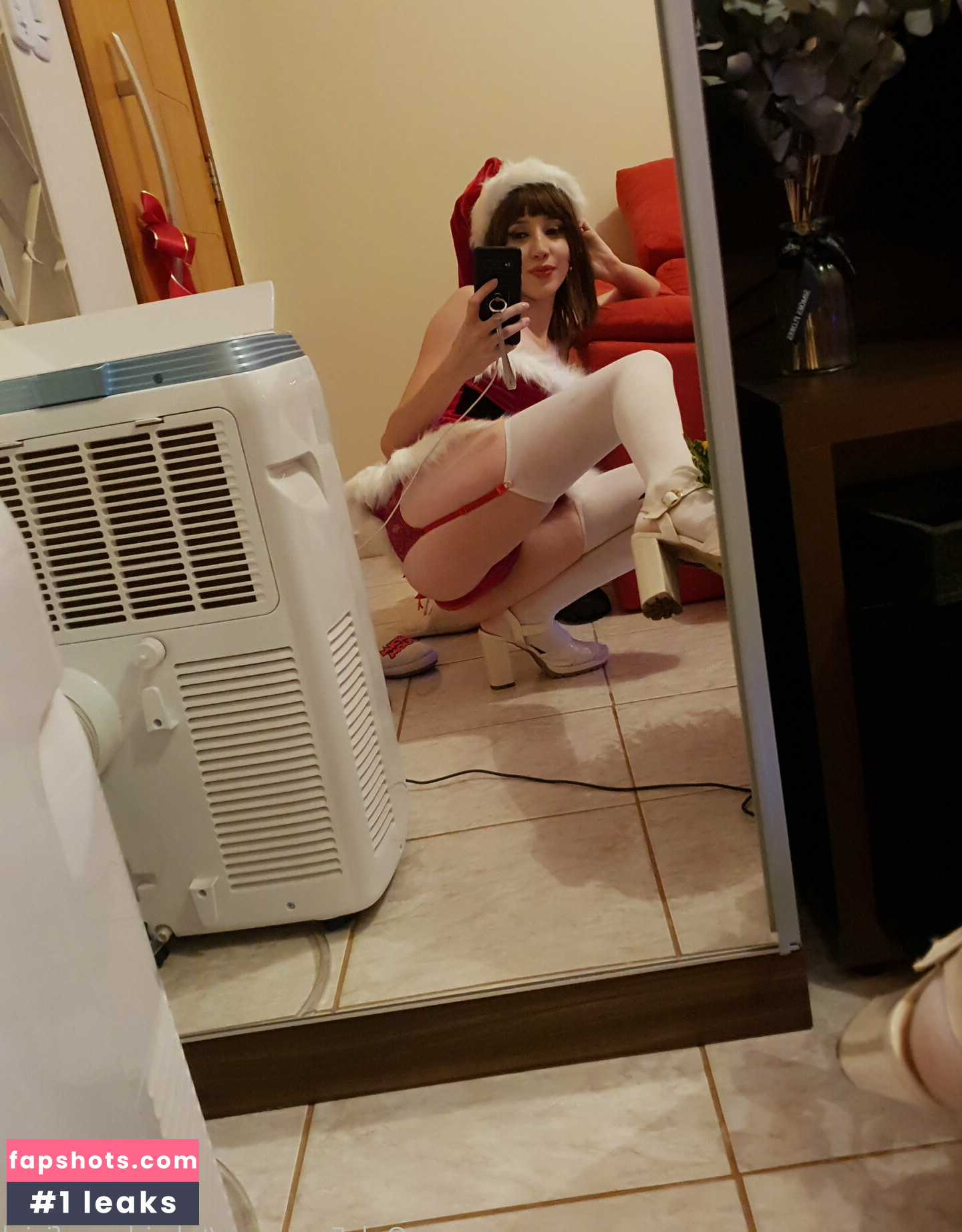 takaidesuoficial gallery photo #94