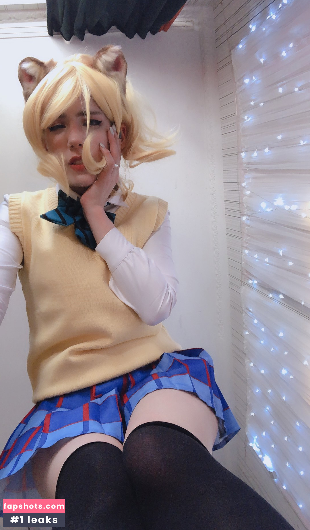 Takeomeow gallery photo #78