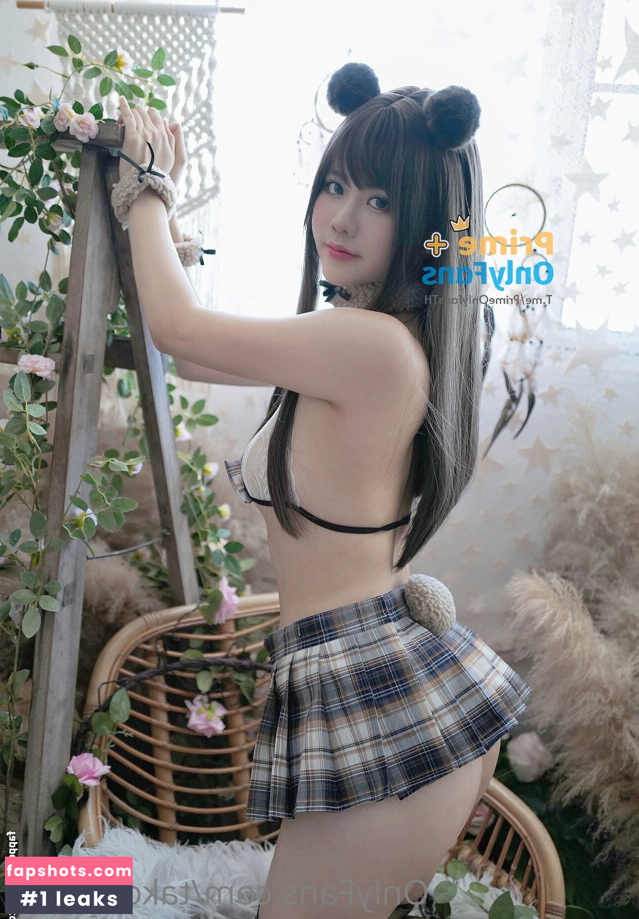 Tako Chan gallery photo #24