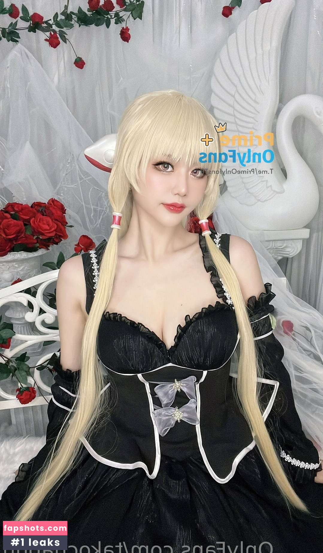 Tako Chan gallery photo #36