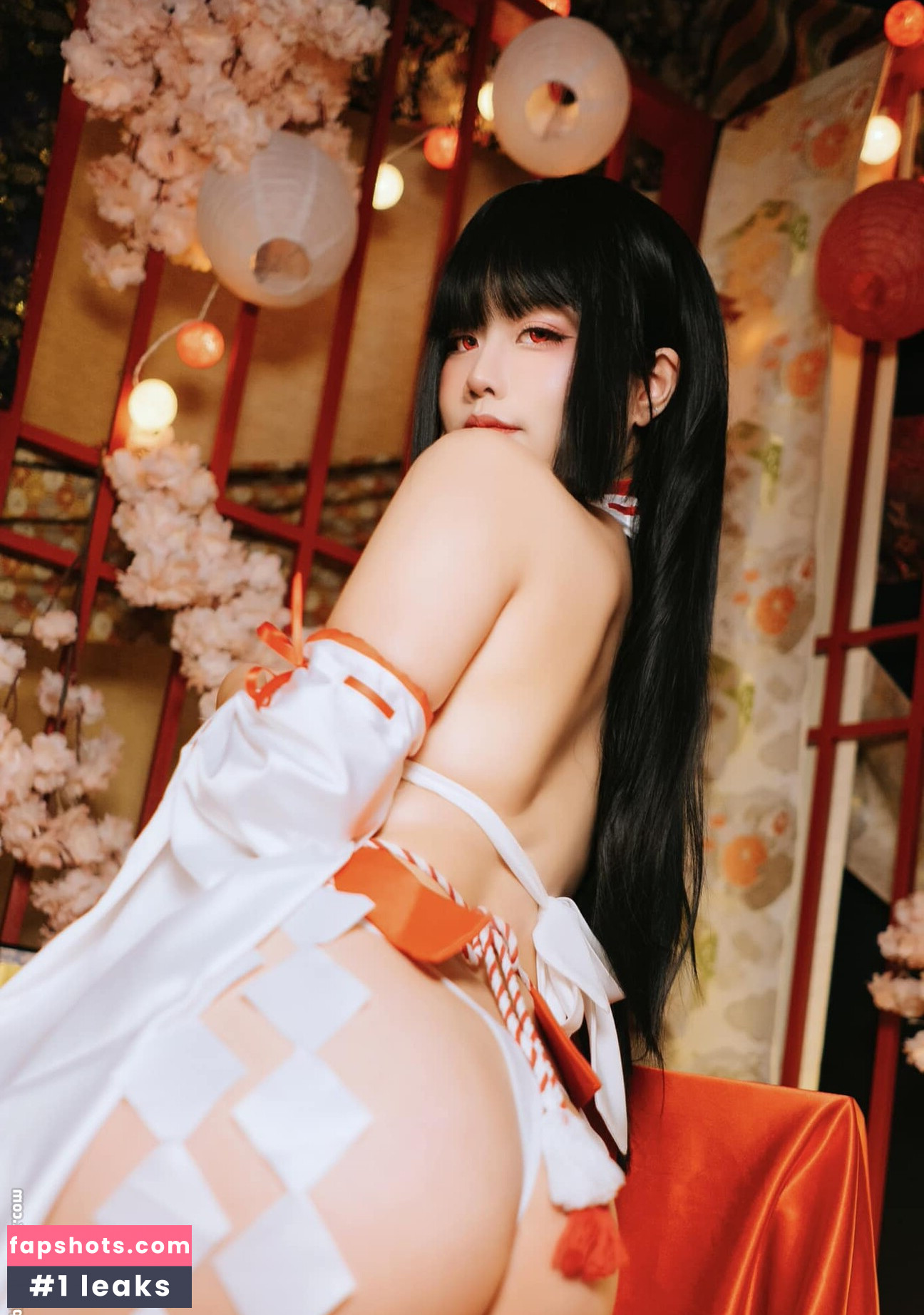 Tako Chan gallery photo #46