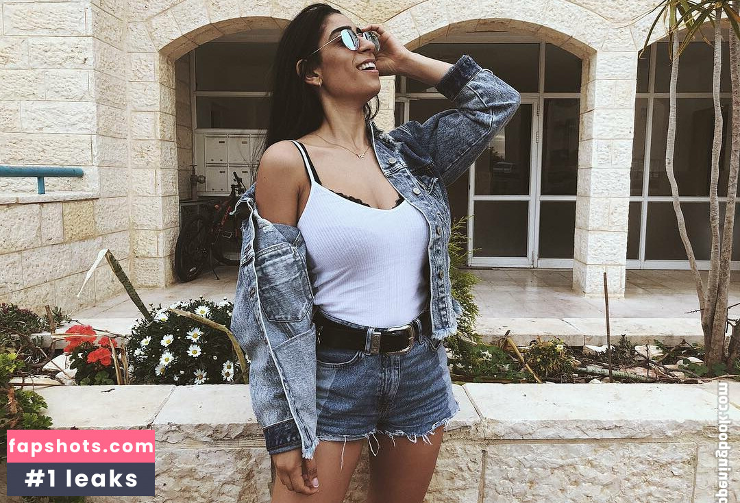 Tal Halika gallery photo #4