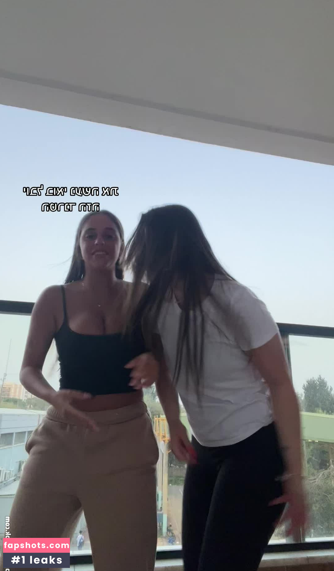 Talia Agmon gallery photo #12