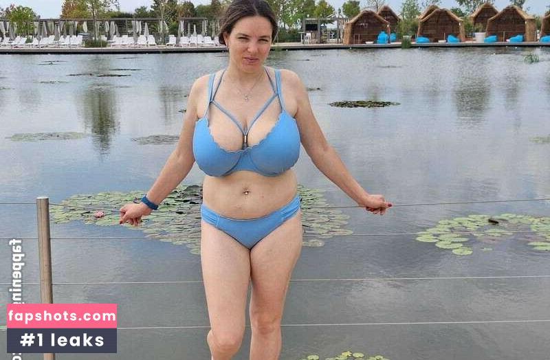 Talia Amanda gallery photo #10