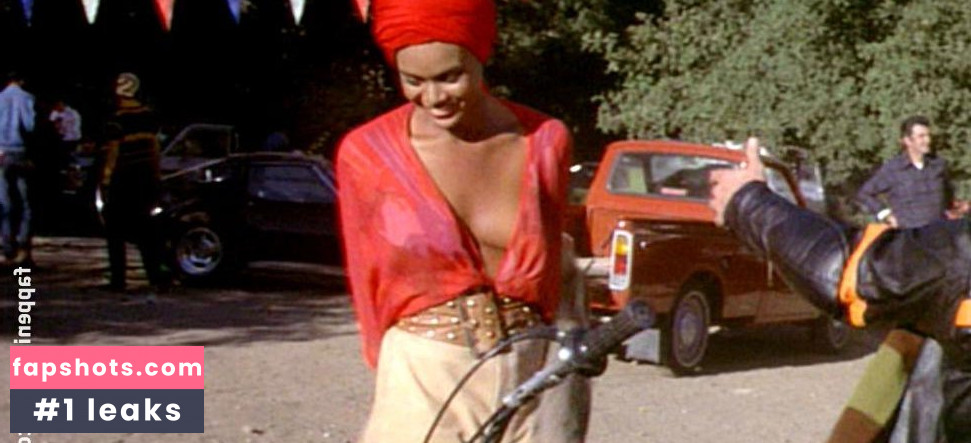 Tamara Dobson gallery photo #7