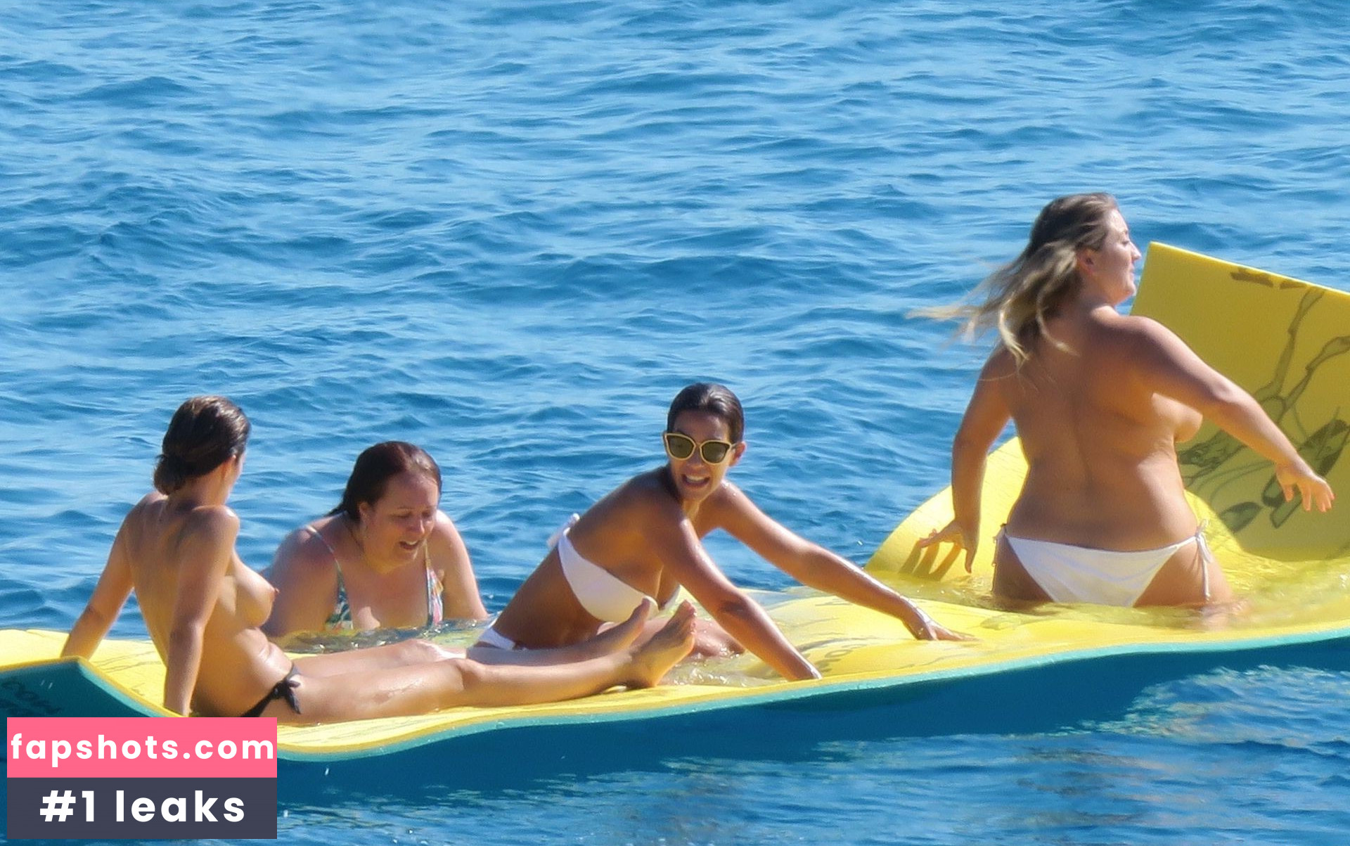 Tamara Gorro gallery photo #11