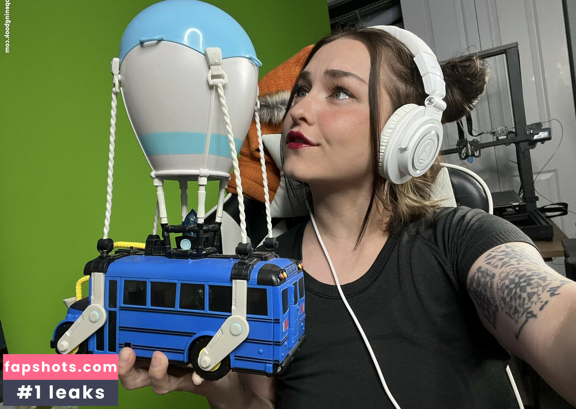 Tamara Lynn Chambers gallery photo #2