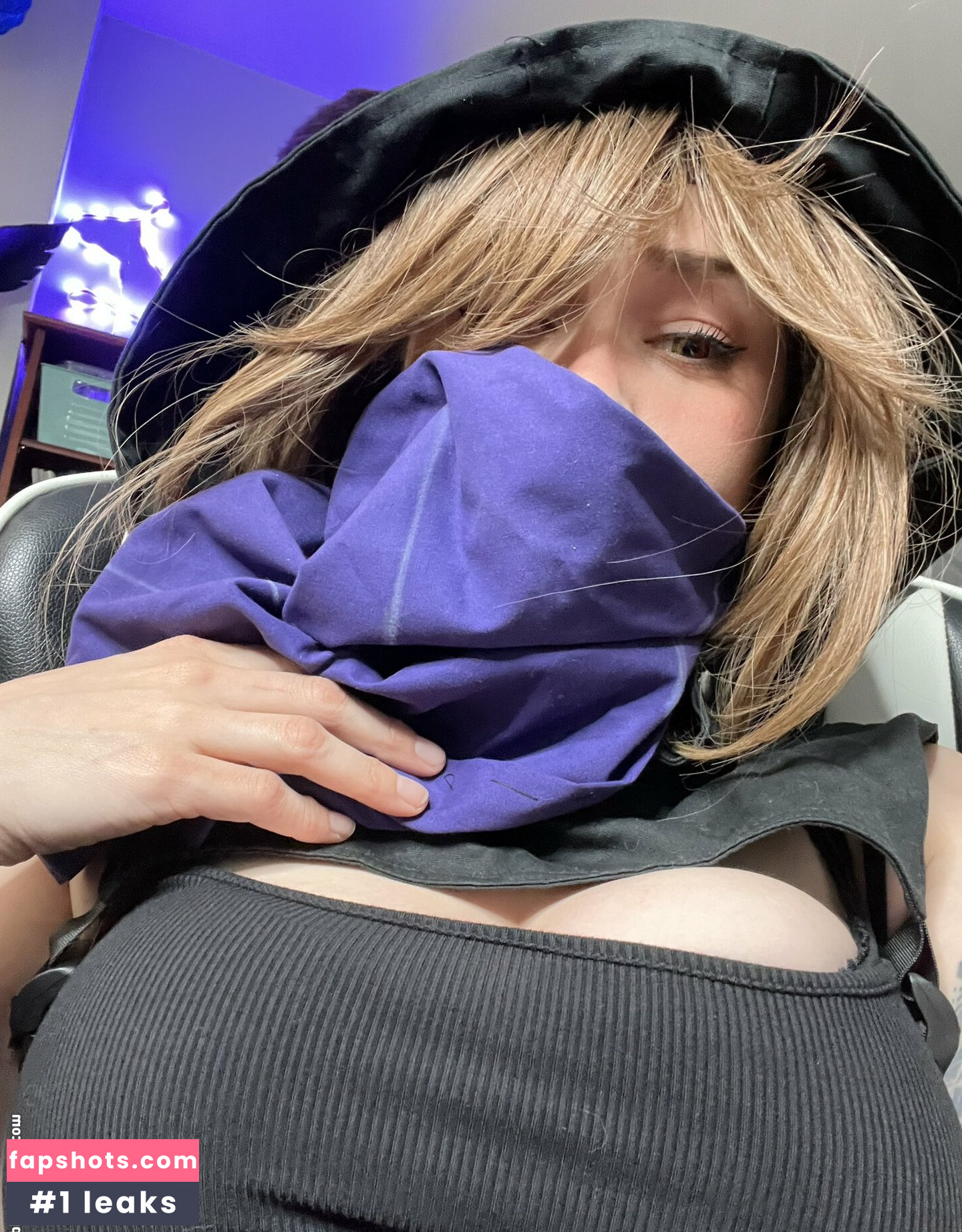 Tamara Lynn Chambers gallery photo #13