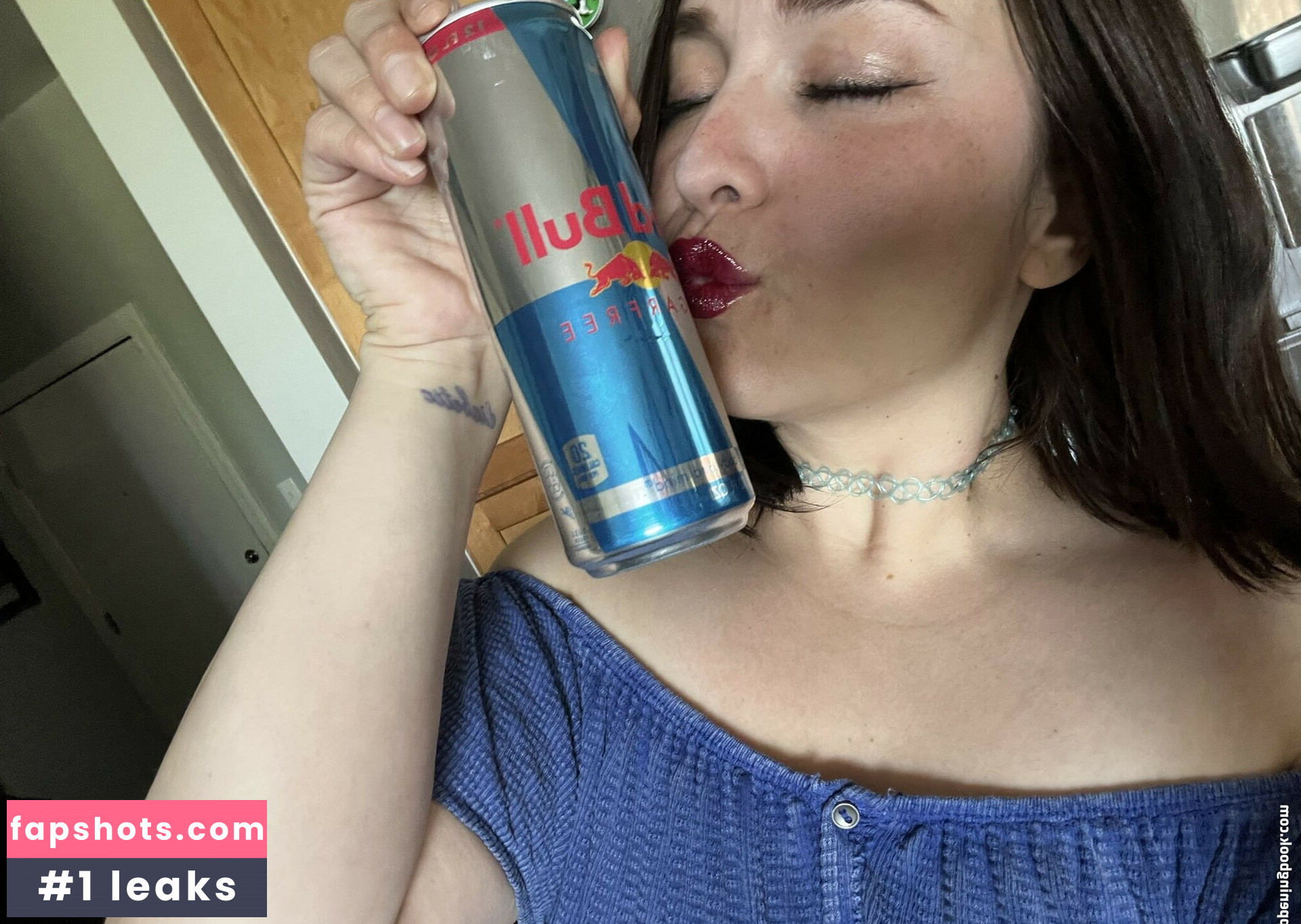 Tamara Lynn Chambers gallery photo #4