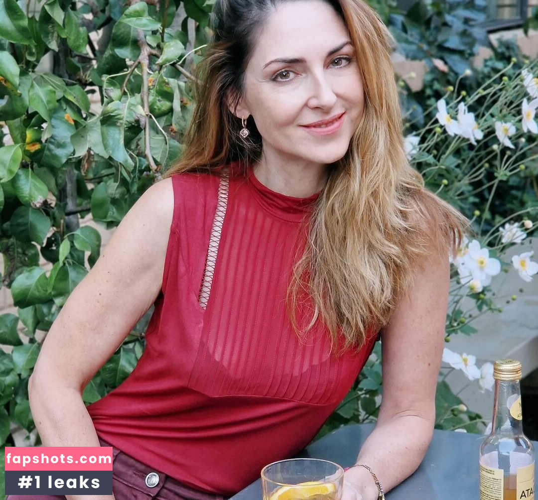 Tamara Wernli gallery photo #20