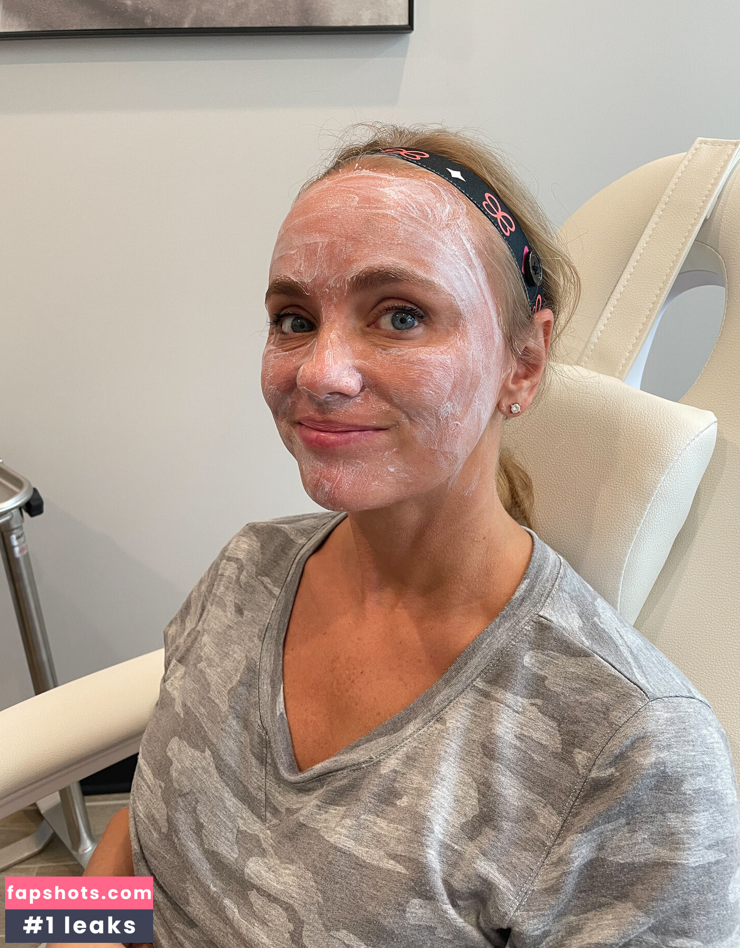 Tamaraday nude babe gallery