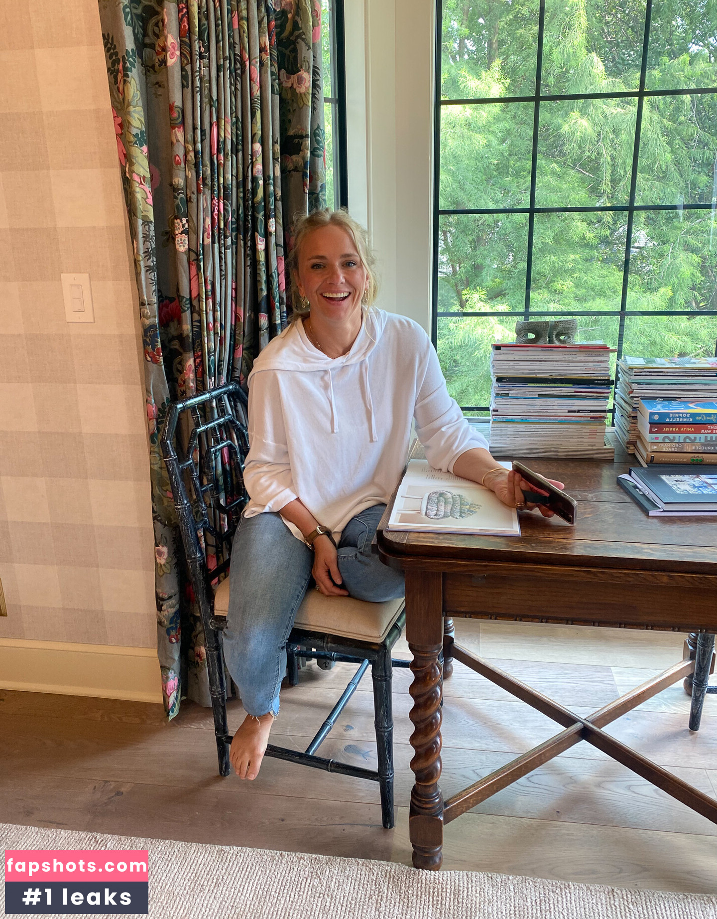 Tamaraday gallery photo #9