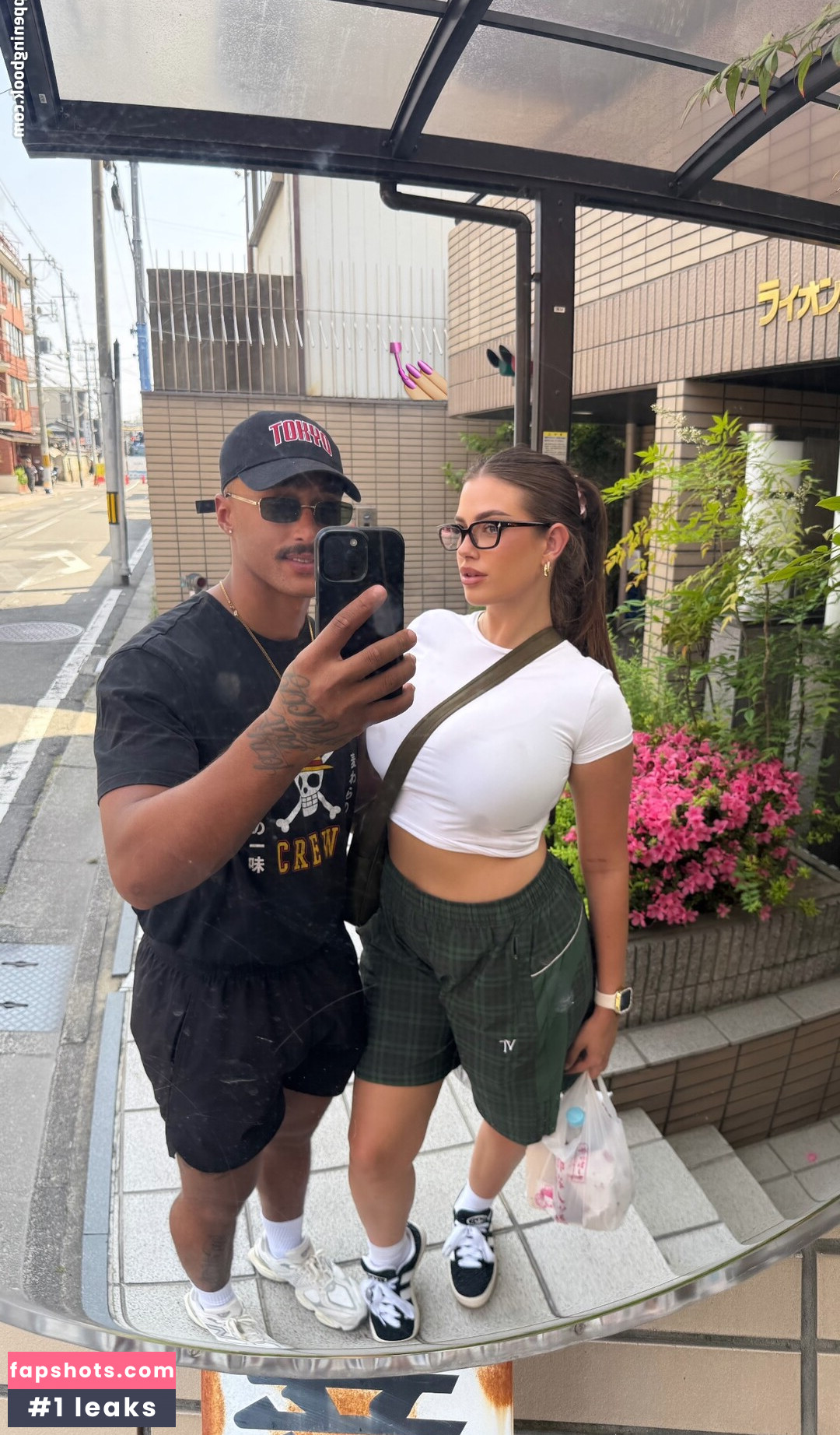 Tameeka Kerr gallery photo #6