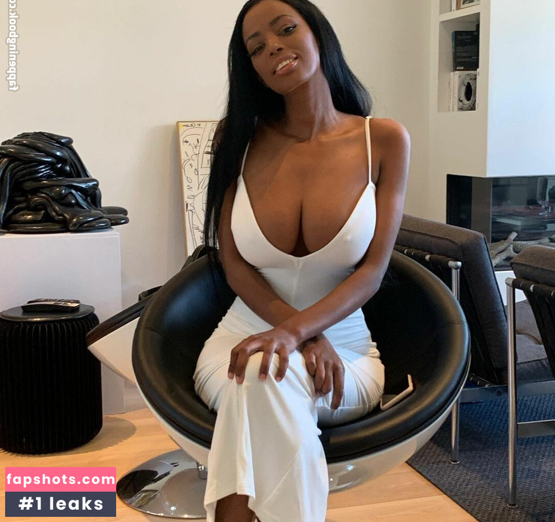 Tami Takala gallery photo #9