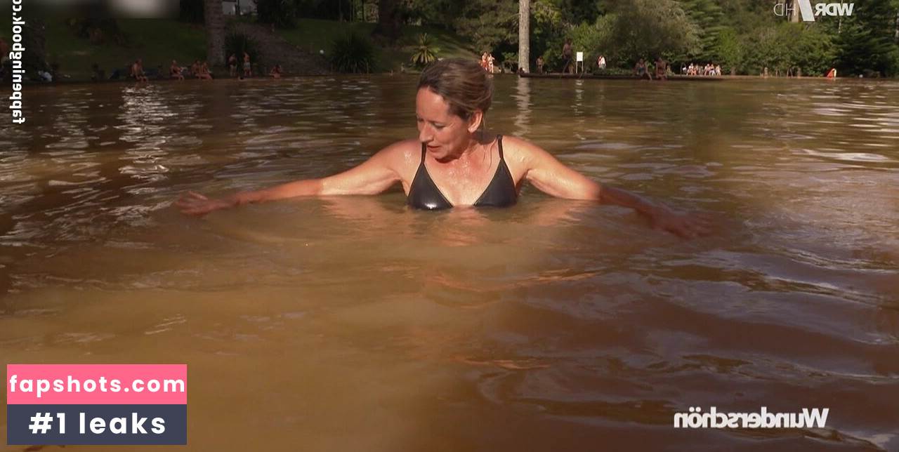 Tamina Kallert gallery photo #8