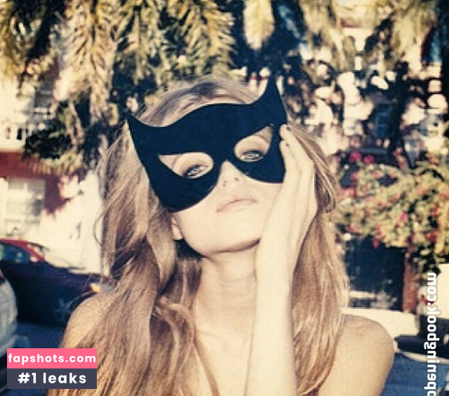 Tammin Sursok gallery photo #12