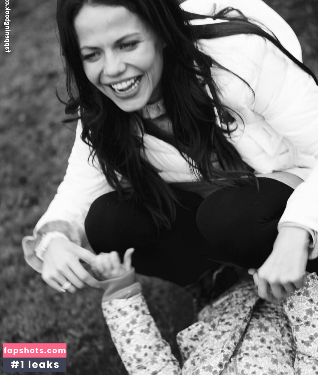 Tammin Sursok nude babe gallery