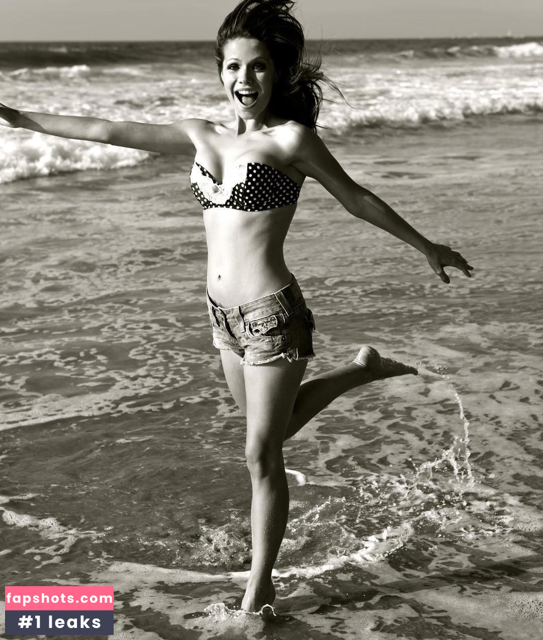 Tammin Sursok gallery photo #38