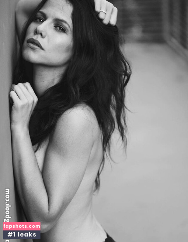 Tammin Sursok gallery photo #5