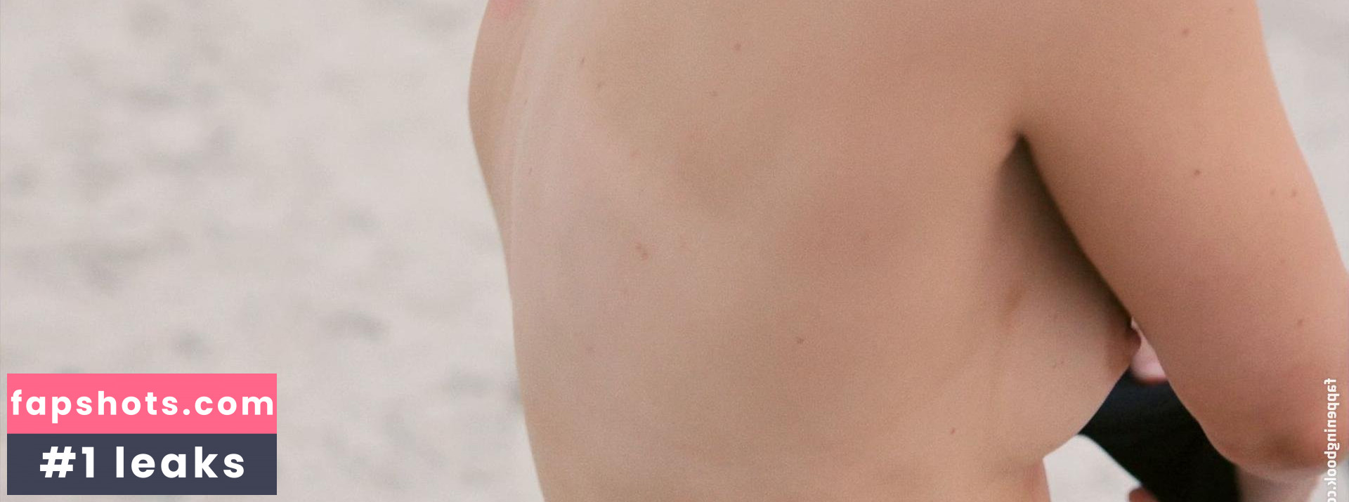 Tammy Gillis gallery photo #5