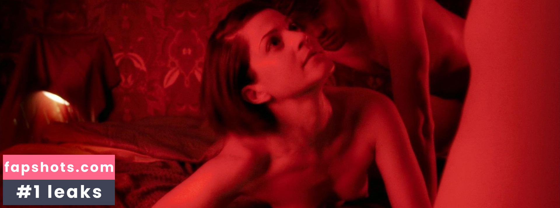 Tammy Gillis gallery photo #8