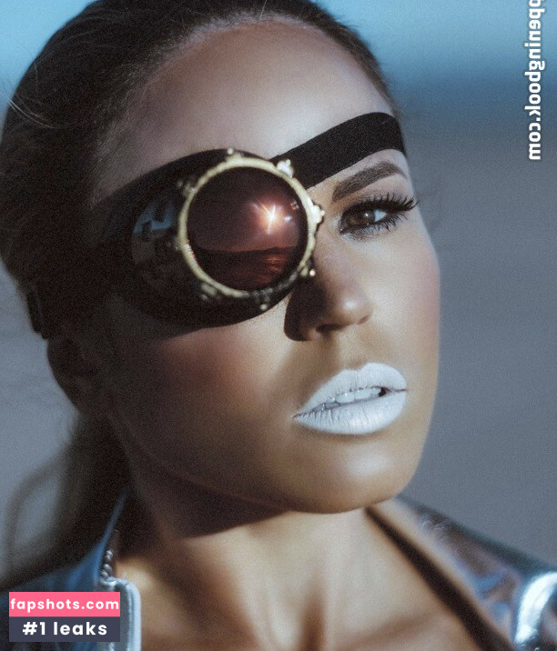 Tamra Dae gallery photo #10