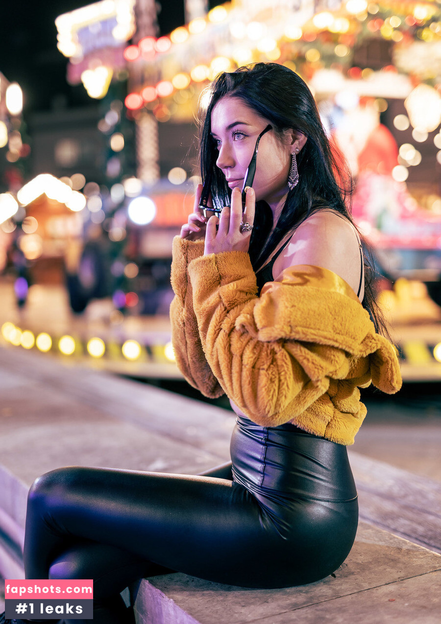 Tamsyn Hilton gallery photo #5